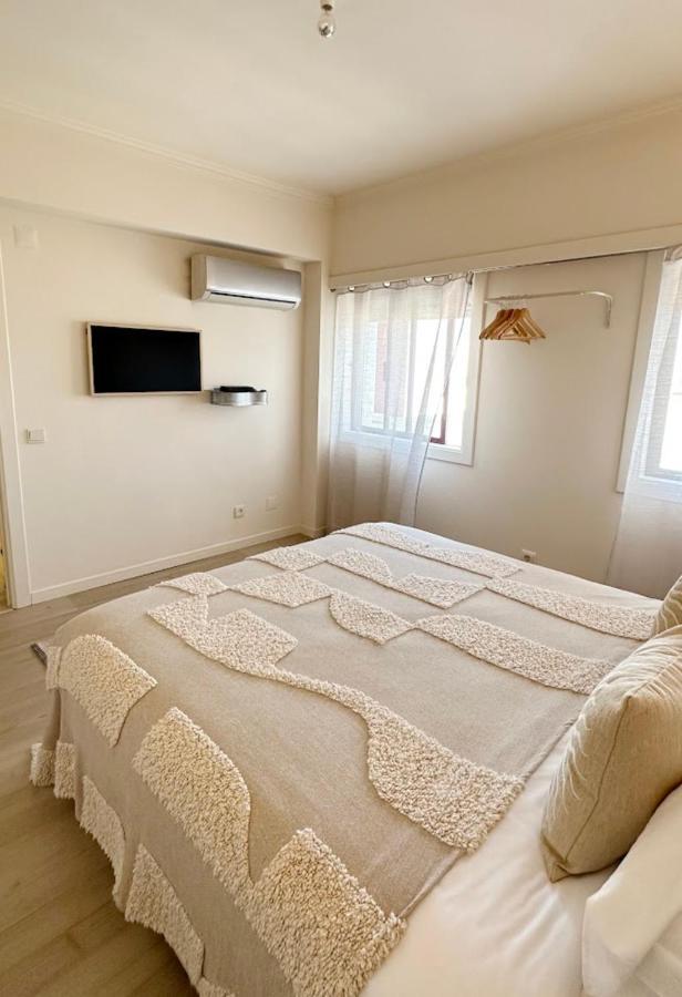 דירות קוסטה דה קפאריקה Groovy Caparica Gem With Large Sunny Terrace מראה חיצוני תמונה
