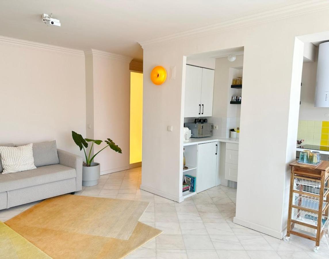 דירות קוסטה דה קפאריקה Groovy Caparica Gem With Large Sunny Terrace מראה חיצוני תמונה